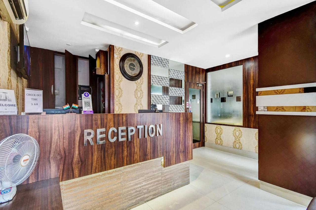 Capital O Kabita Guest House Near Acropolis Mall コルカタ エクステリア 写真