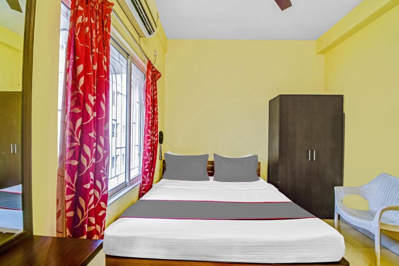 Capital O Kabita Guest House Near Acropolis Mall コルカタ エクステリア 写真
