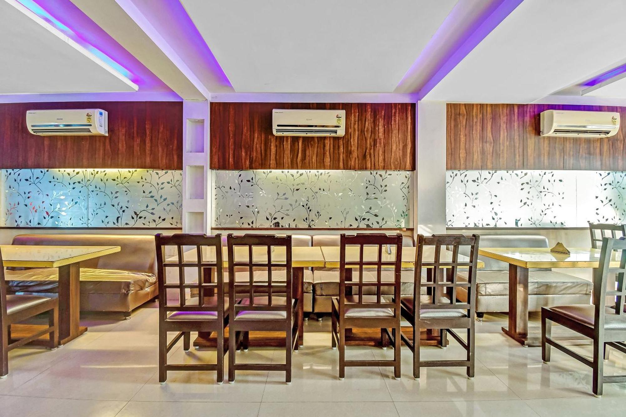 Capital O Kabita Guest House Near Acropolis Mall コルカタ エクステリア 写真